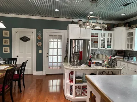 326 W Colorado Street La Grange TX 78945