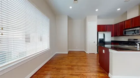 3826 Center Street Houston TX 77007