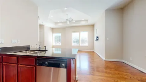 3826 Center Street Houston TX 77007