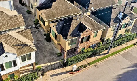 3826 Center Street Houston TX 77007