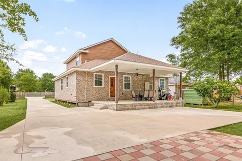 664 County Road 3404 Cleveland TX 77327