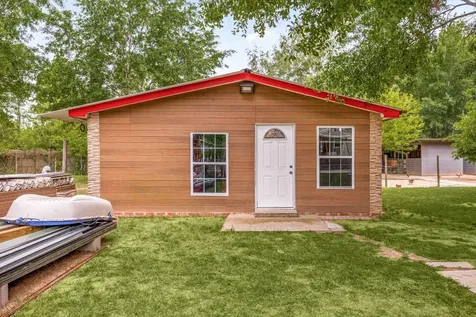664 County Road 3404 Cleveland TX 77327