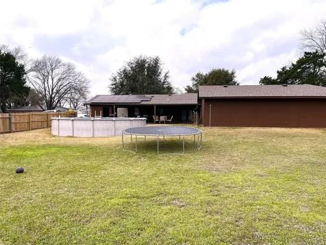 203 Jane Street Groesbeck TX 76642