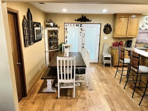 203 Jane Street Groesbeck TX 76642