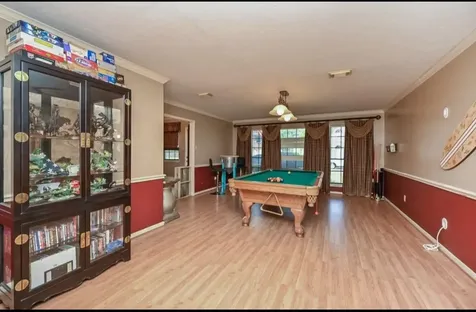 1013 Chesterwood Drive Pearland TX 77581