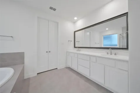 5615 Trinity Heights Lane Sugar Land TX 77479