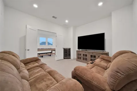 5615 Trinity Heights Lane Sugar Land TX 77479