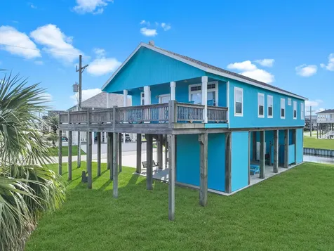 936 Surf Road Crystal Beach TX 77650