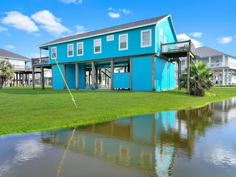 936 Surf Road Crystal Beach TX 77650
