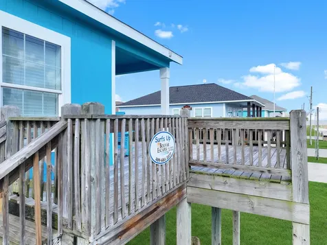 936 Surf Road Crystal Beach TX 77650