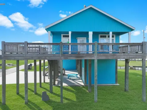936 Surf Road Crystal Beach TX 77650
