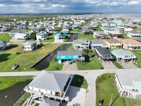 936 Surf Road Crystal Beach TX 77650