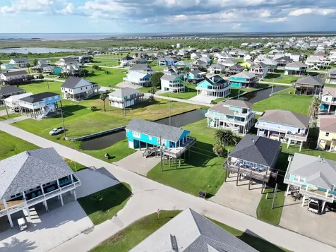 936 Surf Road Crystal Beach TX 77650