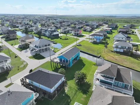 936 Surf Road Crystal Beach TX 77650