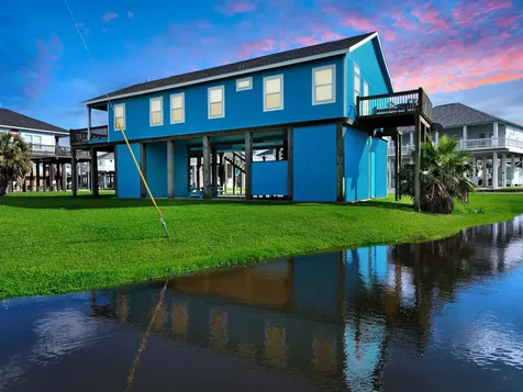 936 Surf Road Crystal Beach TX 77650