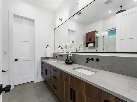 8324 Williamsdell Street Houston TX 77088