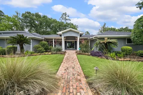 1711 Walnut Lane Kingwood TX 77339