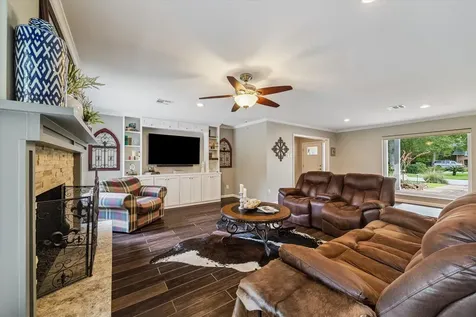 1711 Walnut Lane Kingwood TX 77339