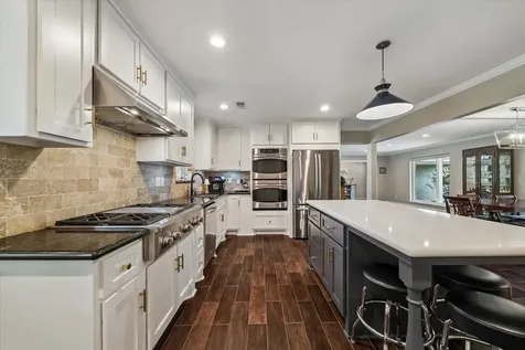 1711 Walnut Lane Kingwood TX 77339