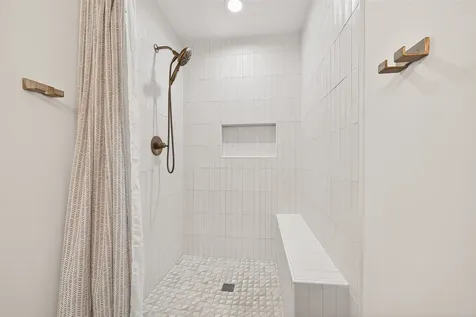 5422 Hummingbird Street Houston TX 77096