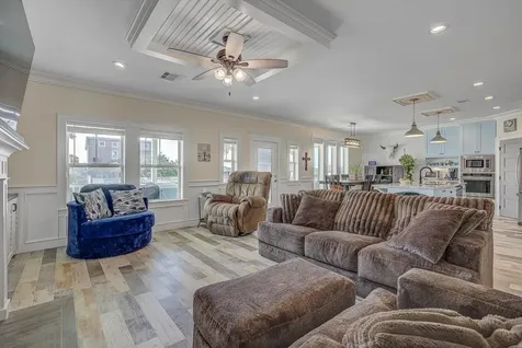 1003 Redfish Street Bayou Vista TX 77563