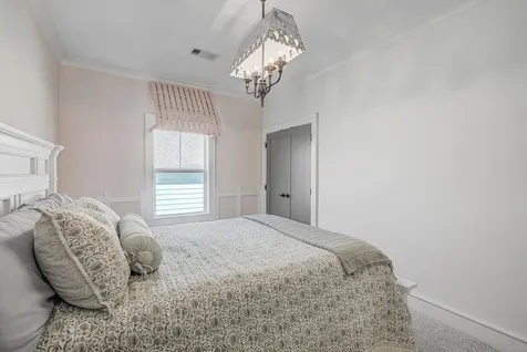 1003 Redfish Street Bayou Vista TX 77563