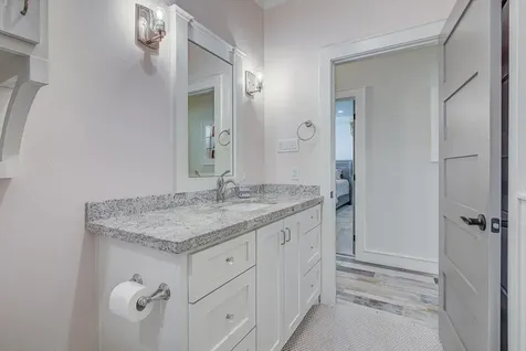 1003 Redfish Street Bayou Vista TX 77563