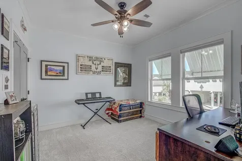 1003 Redfish Street Bayou Vista TX 77563