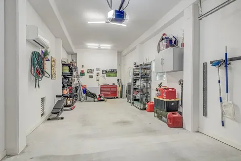1003 Redfish Street Bayou Vista TX 77563
