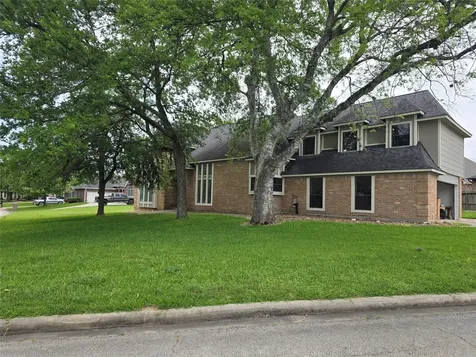7244 Edgewater Drive Willis TX 77318