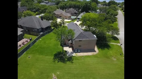 7244 Edgewater Drive Willis TX 77318