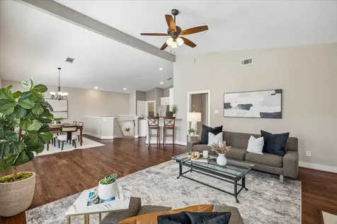 5202 Cornish Street Houston TX 77007