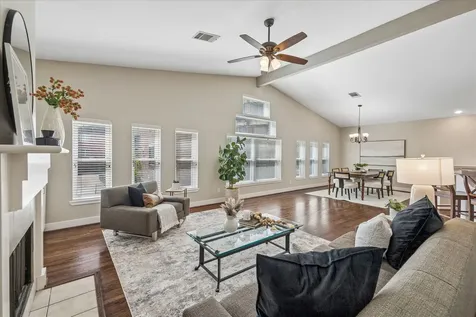 5202 Cornish Street Houston TX 77007