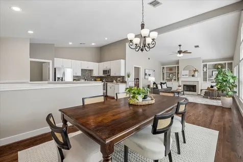 5202 Cornish Street Houston TX 77007