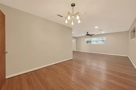 5646 Hazen Street Houston TX 77081