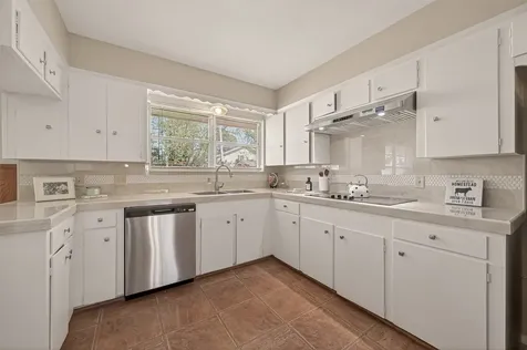 5646 Hazen Street Houston TX 77081