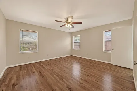 5646 Hazen Street Houston TX 77081