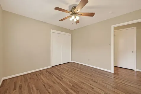 5646 Hazen Street Houston TX 77081