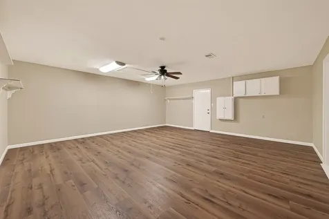 5646 Hazen Street Houston TX 77081