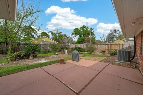 5646 Hazen Street Houston TX 77081