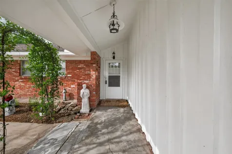 5646 Hazen Street Houston TX 77081