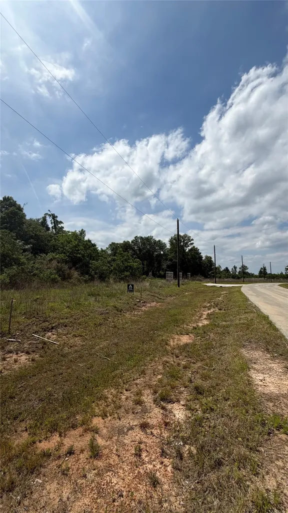 4030 Road 5914 17 Cleveland TX 77327