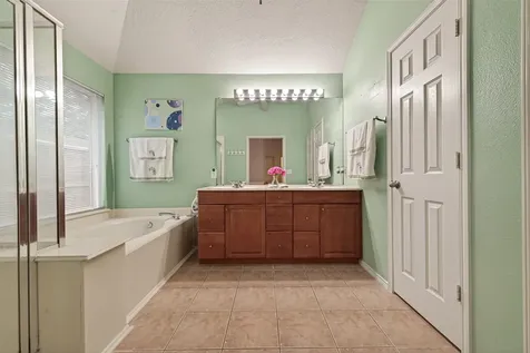 11818 Leaf Oak Drive Houston TX 77065