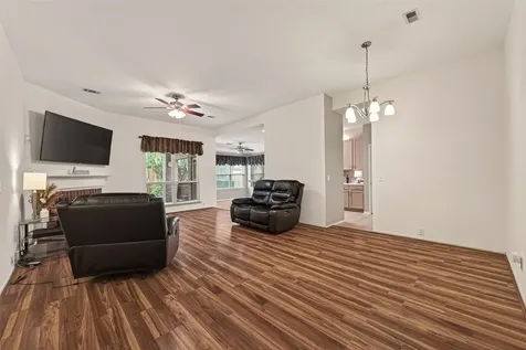 11818 Leaf Oak Drive Houston TX 77065
