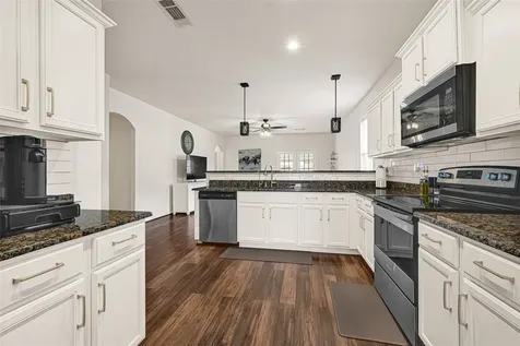 9810 Steel Knot Lane Iowa Colony TX 77583