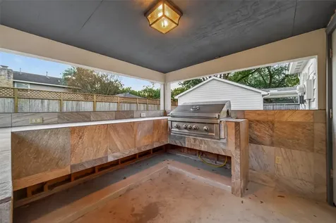 11007 Ella Lee Lane Houston TX 77042