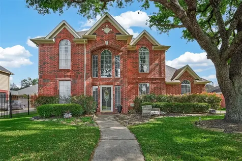 405 Pecan Grove Dickinson TX 77539