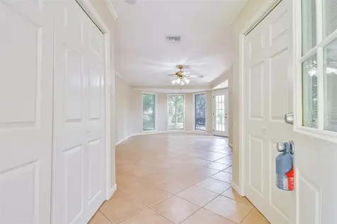 108 Dolphin Avenue Galveston TX 77550
