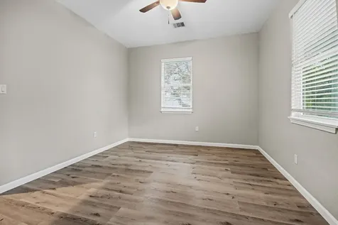 2828 Avenue O 1/2 Galveston TX 77550