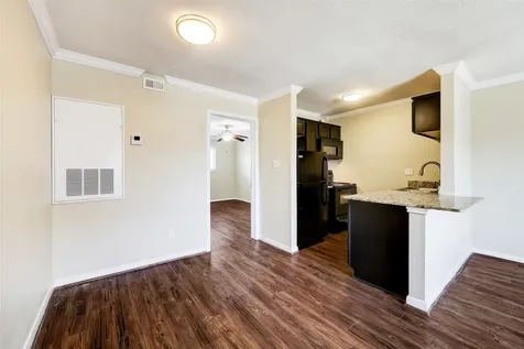 2006 W 43rd Street 19 Houston TX 77018